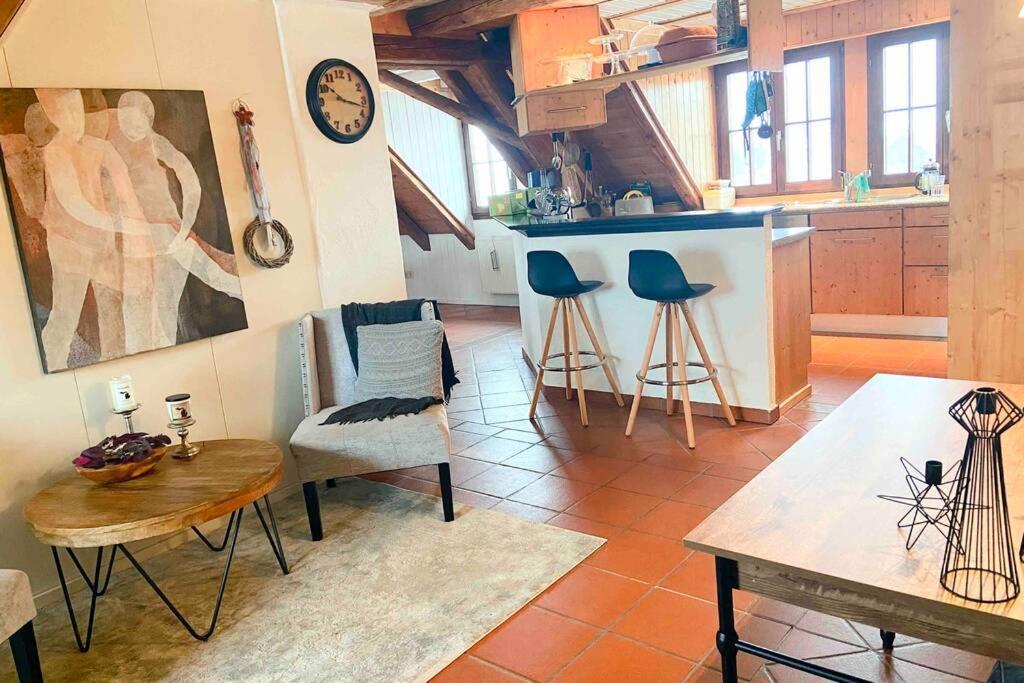 Romantische Ferienwohnung Mit Nahe Zum See Oberteuringen Exterior foto